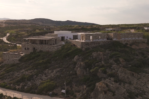 Secluded private villa in Antiparos with hillside and sea views