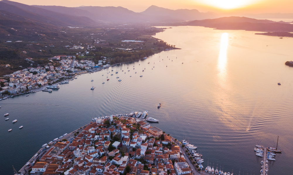 Fly private to Poros